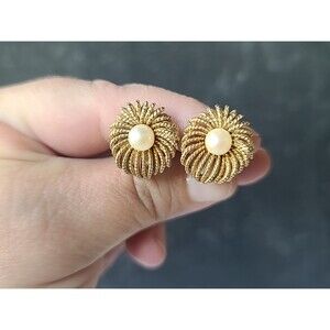 Faux Pearl Gold Tone Metal Floral Clip-on Earrings Vintage Costume Jewelry READ